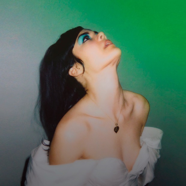 Новые песни Bat for Lashes и Дрейка, клип Басты про школу и сиквел Mirror's Edge — Выходные дома на The Village