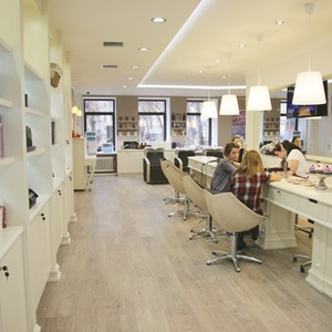 Новое место: Салон причёсок «Фен Dry Bar» — Сервис на The Village