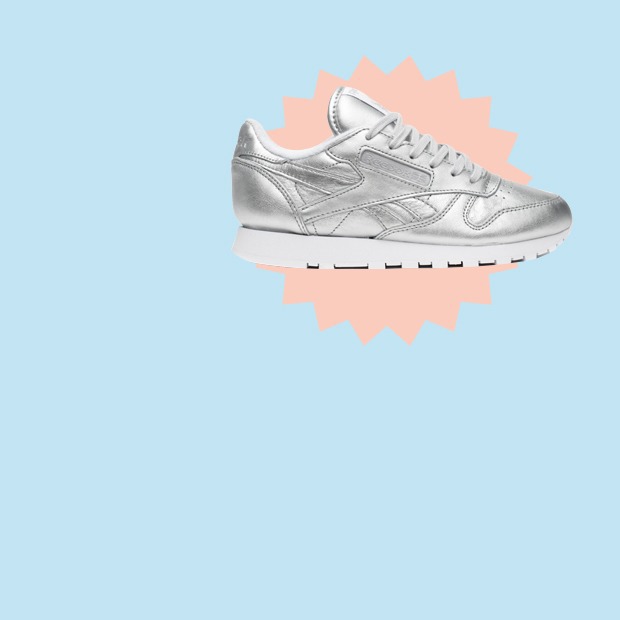 Распродажа в «Цветном», коллаборация Reebok c Face Stockholm, финальные скидки в Uterqüe — Скидки недели на The Village