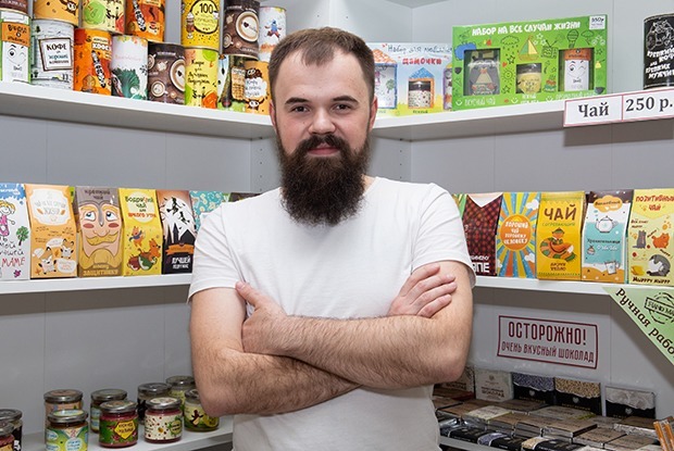 Сифоны, радиола и арахисовая паста: Как работает «магазин-барахолка» в Иркутске — Предприниматели на The Village