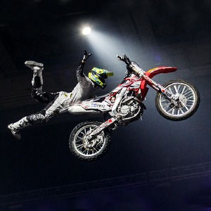 Фото дня: Шоу Nitro Circus в России — Город на The Village