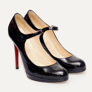 Свитшот Acne, джинсы Evisu, туфли Christian Louboutin — Что надеть на The Village