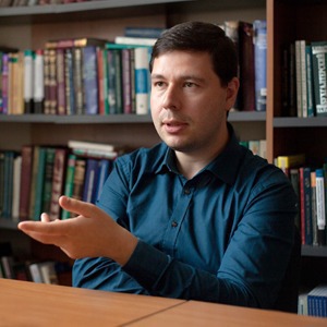 Сотрудники «Грамоты.ру» — о том, склоняется ли слово «ИКЕА» и когда кофе стал среднего рода — Что нового на The Village