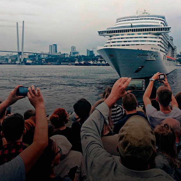 Круизный лайнер MSC Splendida
в инстаграмах владивостокцев — Галереи на The Village