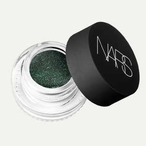 Ароматы Jo Malone, база под макияж Lush, кисти Sigma — Что купить на The Village