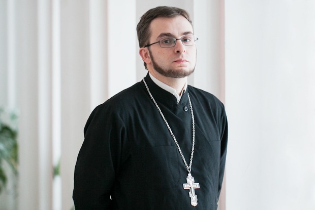 Священнослужитель — о православных активистах, смерти и селфи — Что нового на The Village
