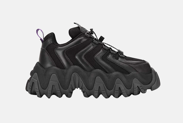 Рубашки Acne Studios, пальто Krakatau и ботинки 1017 Alyx 9SM — Вещи на The Village