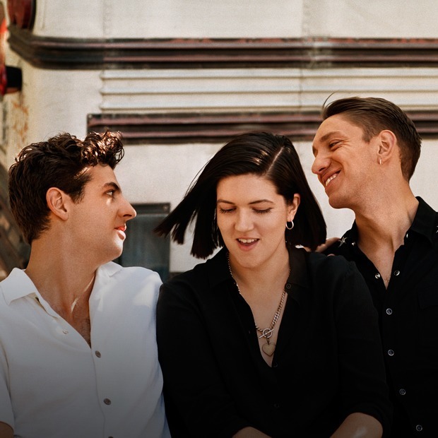Финал «Шерлока», новый сериал с Томом Харди и альбом The xx — Выходные дома на The Village