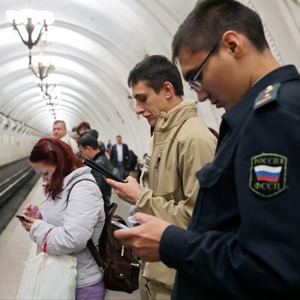 «Синдром постоянного нахождения онлайн»: Как смартфон и планшет поменяли жизнь горожан — Интервью на The Village