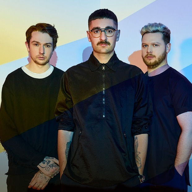Концерт Alt-J, выставка «Частная жизнь радиочастот» и лекция Ирины Антоновой
— Выходные в Петербурге на The Village