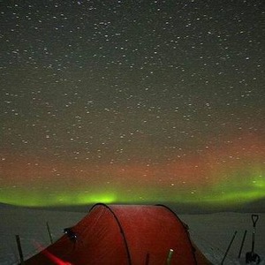 Солнечный ветер. Несколько мест для любителей наблюдать полярное сияние из своего окошка — International living на The Village