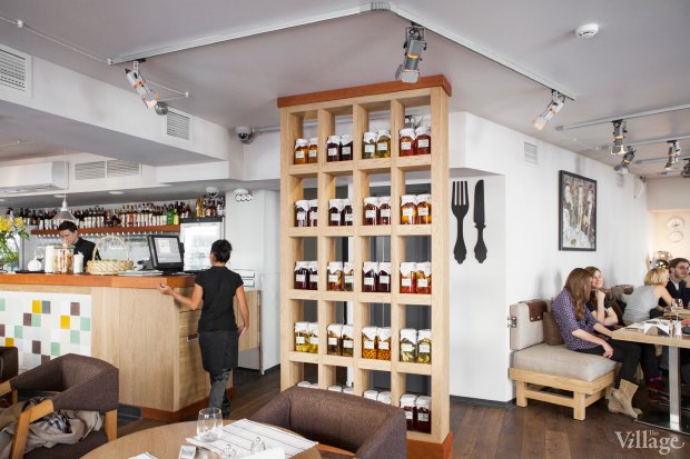 5mEx78VcRoIeiedIiwpamA article кафе кто ест что